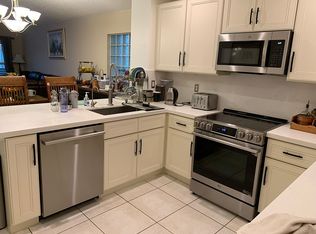 6121 Willoughby Cir, Lake Worth, FL 33463