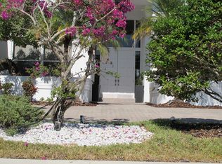 10470 Stonebridge Blvd, Boca Raton, FL 33498