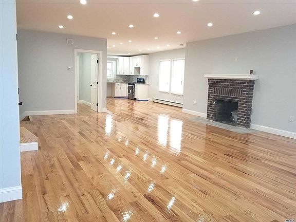 3rd image of 11143 200th St