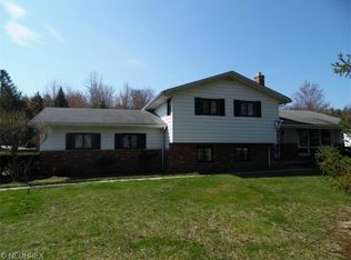 2578 Center Rd, Hinckley, OH 44233