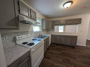 185 Orchard Ave, Rossville, GA 30741