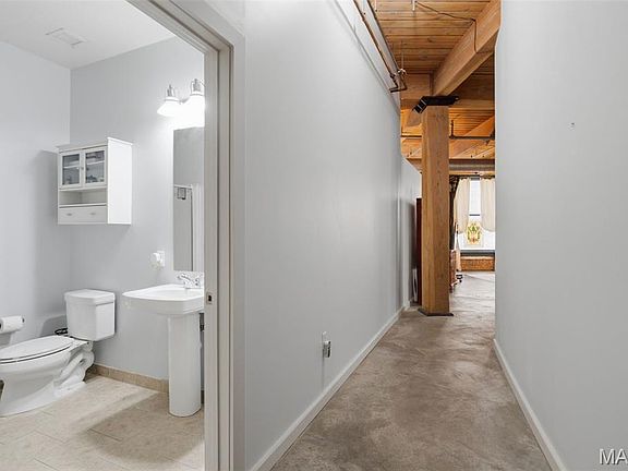 5th image of 901 Washington Ave Unit 504