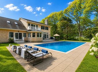 9 Briarsweet Ln, East Hampton, NY 11937