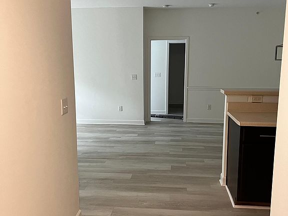 3rd image of 10664 Hill Point Ct