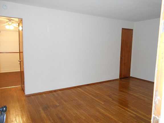 4th image of 9118 Ellison Dr