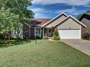 1241 E High St, Springfield, MO 65803