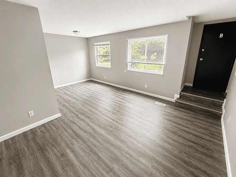 2036 Catalpa Dr #B — Photo 4