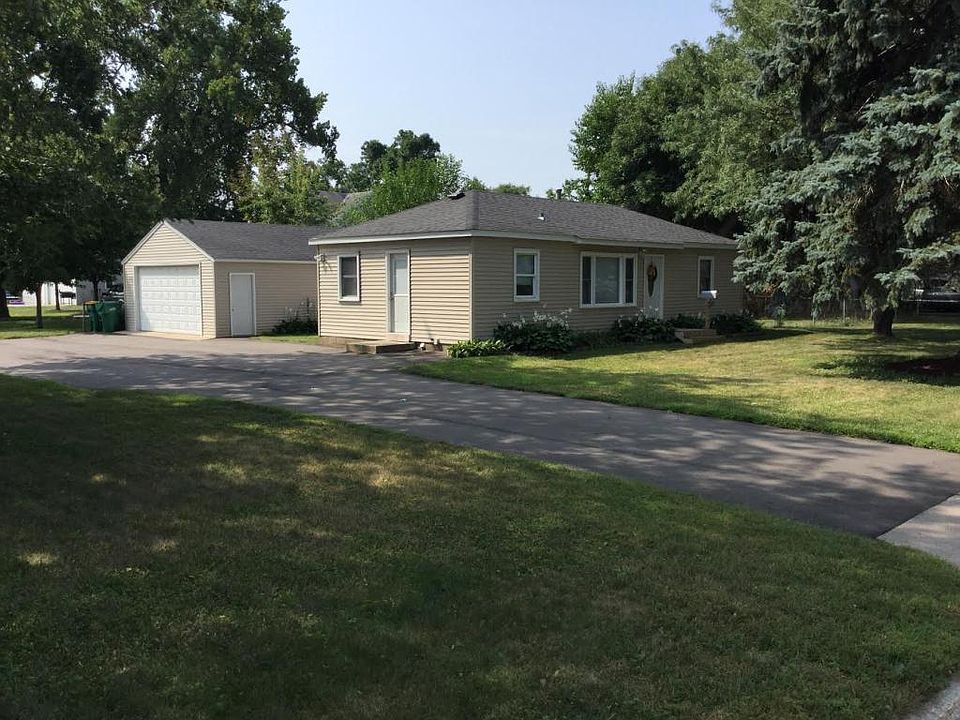 1st image of 7501 Iris Dr N