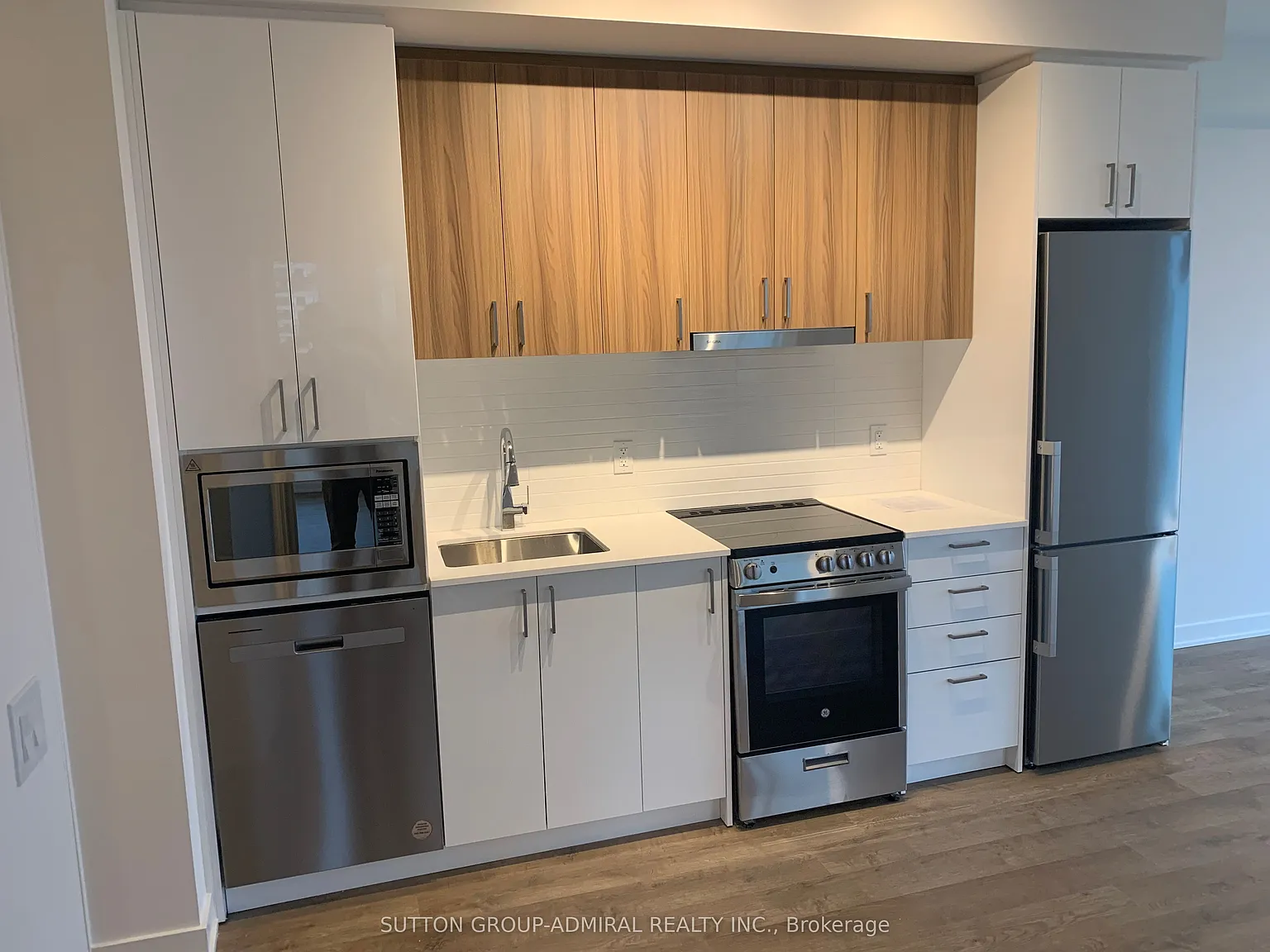 2 bed, $2,950 — Photo 2