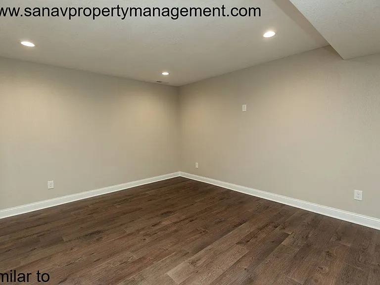 303 Marie Ave — Photo 25