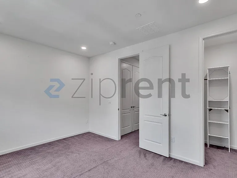 6914 Geyserville St — Photo 37