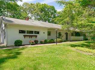 10 Woodward Rd, Poughkeepsie, NY 12603