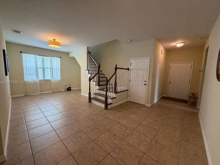 3747 Creswick Cir — Photo 35