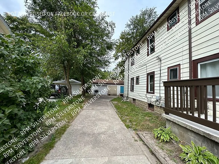 52 W Bernhard Ave — Photo 17