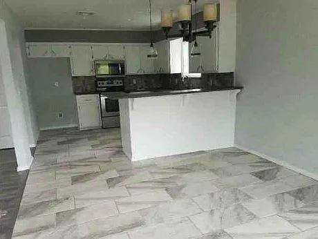 3 bed, 1560 sqft, $1,600 — Photo 2