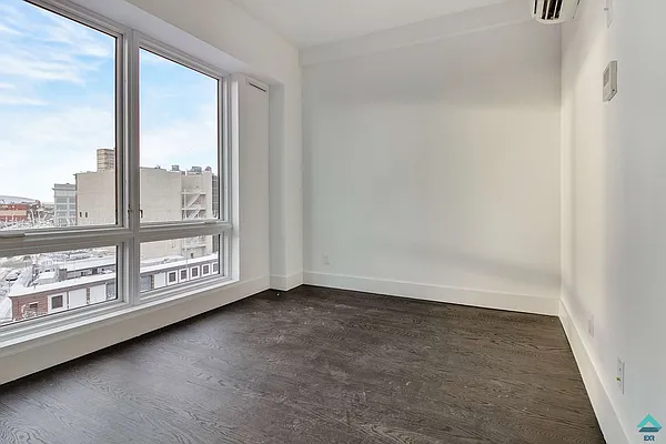 Rented by EXR | media 17