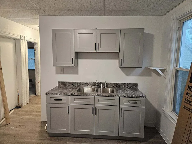 25 McElwain Ave #2 — Photo 4