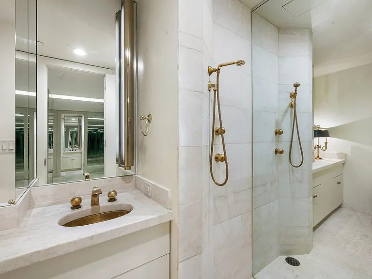 611 Washington St #2305 — Photo 30