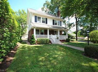 197 Grove St, Montclair, NJ 07042