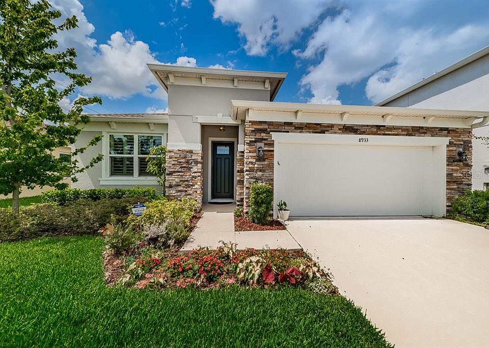 1st image of 8933 Reserve Manor Dr
