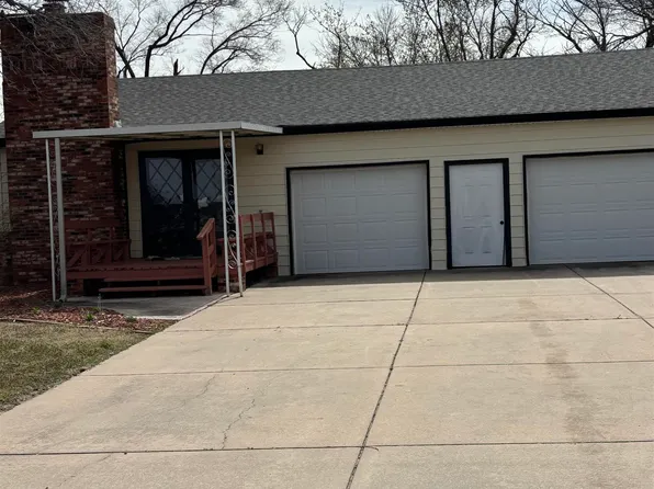 305 N Williams St, Udall, KS 67146