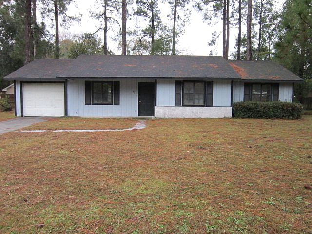 1st image of 110 Deerfield Dr
