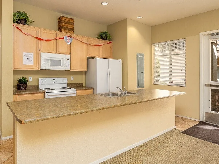 Desert Senior Living — Photo 16