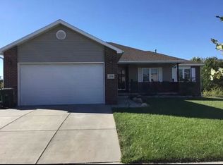 2150 Wesley Dr, Lincoln, NE 68512