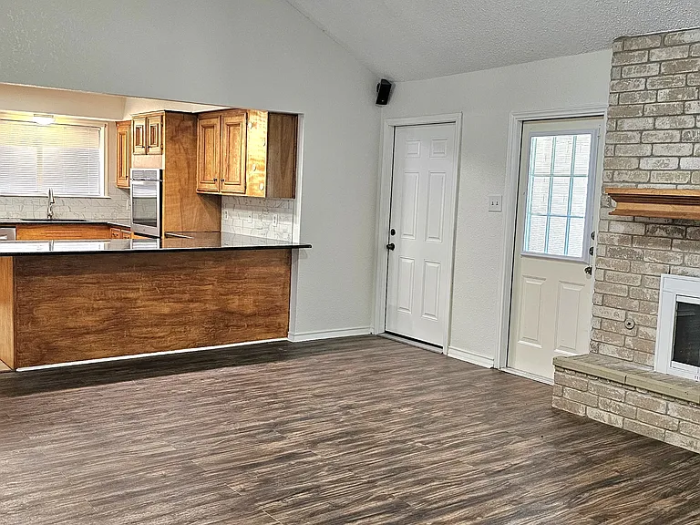 4534 Stony Creek Dr — Photo 10