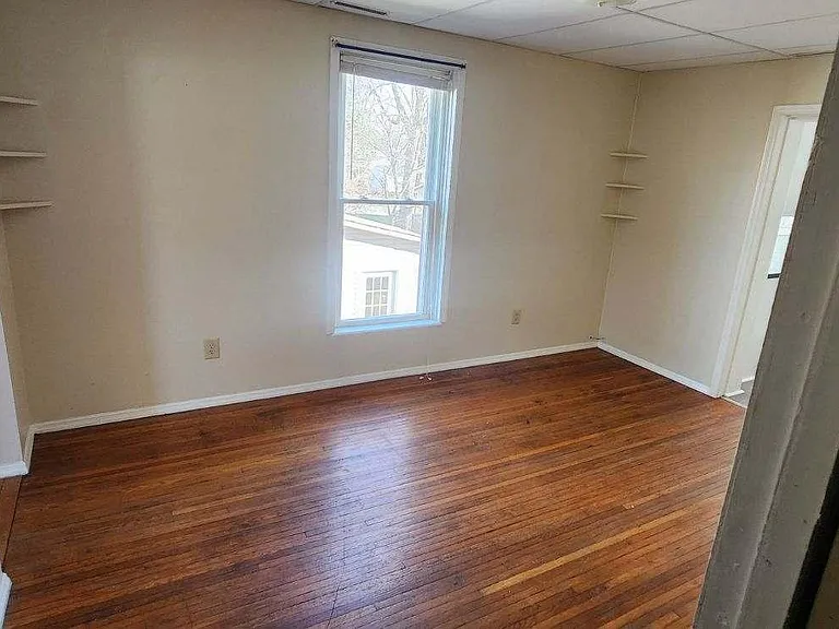 210 N Union St #B — Photo 3