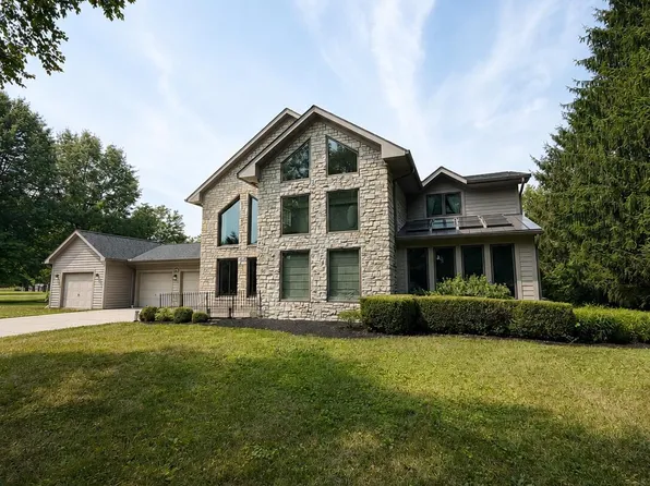 4111 Curve Rd, Delaware, OH 43015