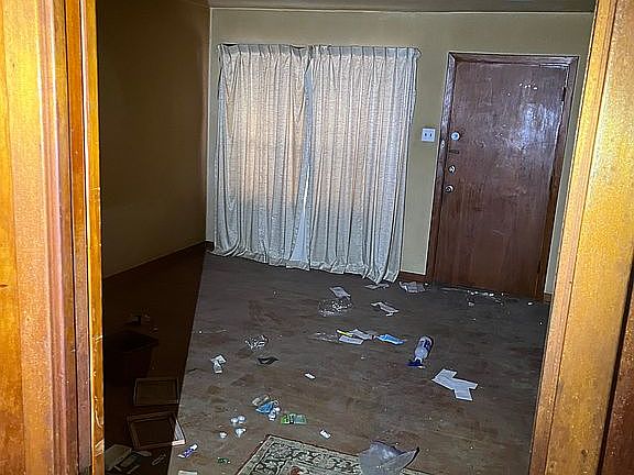 3rd image of 2138 Woodvine Dr