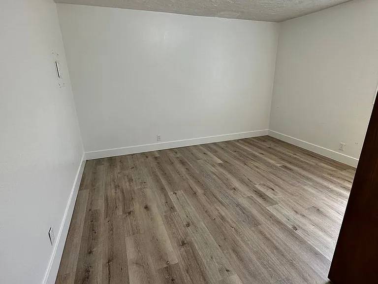 S165ETE — Photo 16