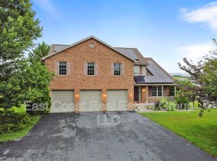 8693 Stottlemyer Rd, Waynesboro, PA 17268