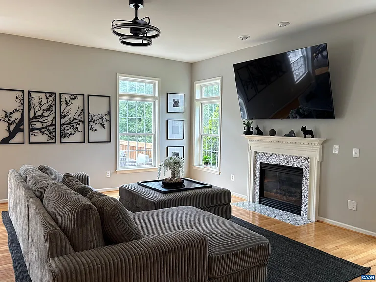 42 Branch Ln — Photo 6