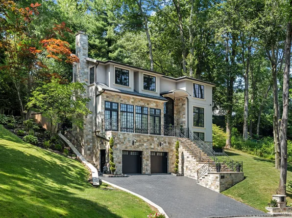 44 Annfield Court image 2 of 72