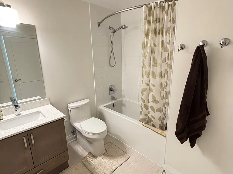 15 Lynch St #408 — Photo 8