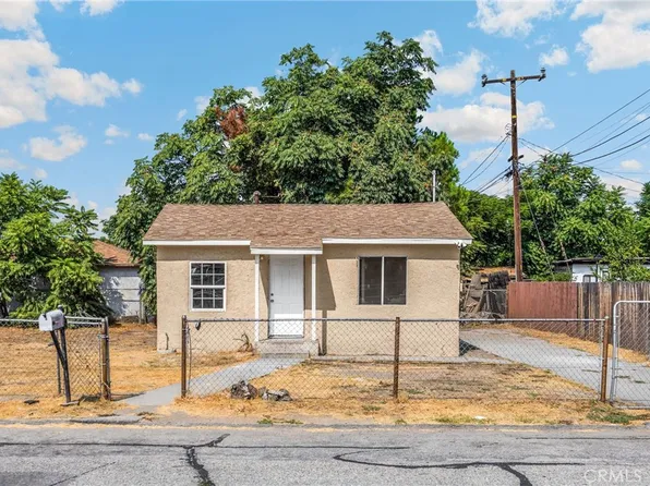 7982 Whitlock Ave, San Bernardino, CA 92410