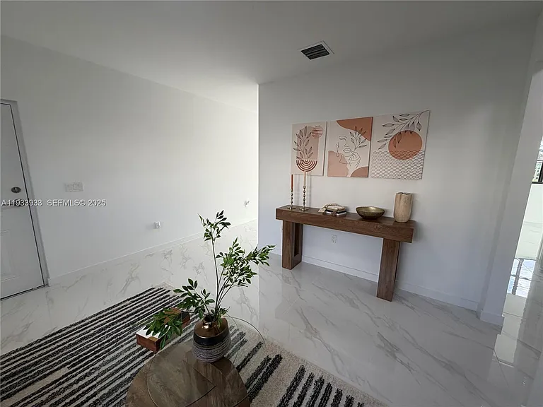 2308 E 4th Ave #208 — Photo 5