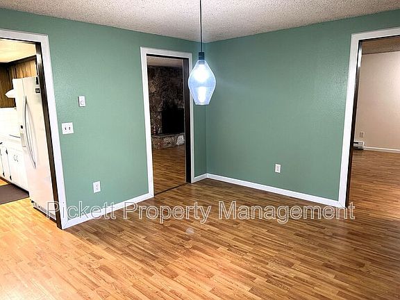 4th image of 4019 NE Canoe Trl