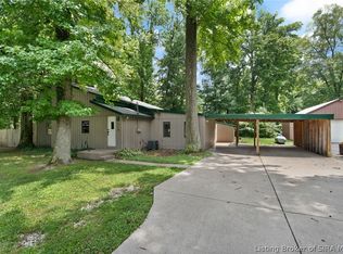 718 Meyers Grove Cir, Clarksville, IN 47129