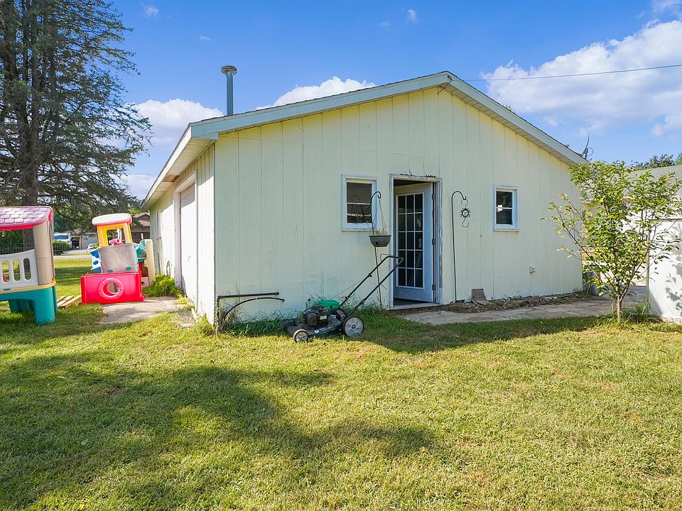 12344 Long Lake Dr NW, Sparta, MI 49345 MLS 23132857 Zillow