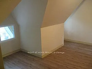 85 Baldwin St — Photo 8