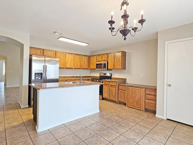 25805 W Dunlap Rd — Photo 7