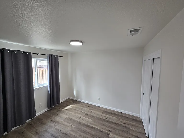 15396A Edgemoor St — Photo 7