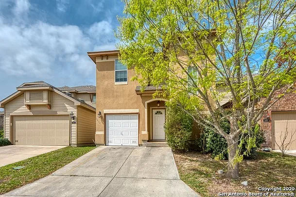 3 bed, 2.5 bath, 1286 sqft, $1,595 — Photo 2