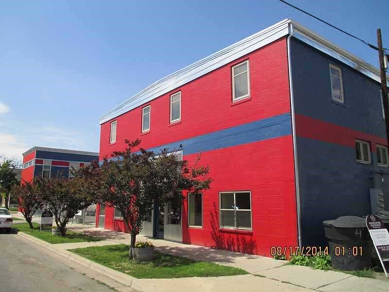 1st image of 2915 2nd Ave S #204