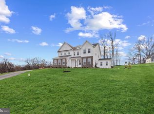 16503 Rolling Knolls Ln, Upper Marlboro, MD 20774