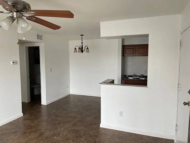 904 University Oaks Blvd #120 — Photo 16
