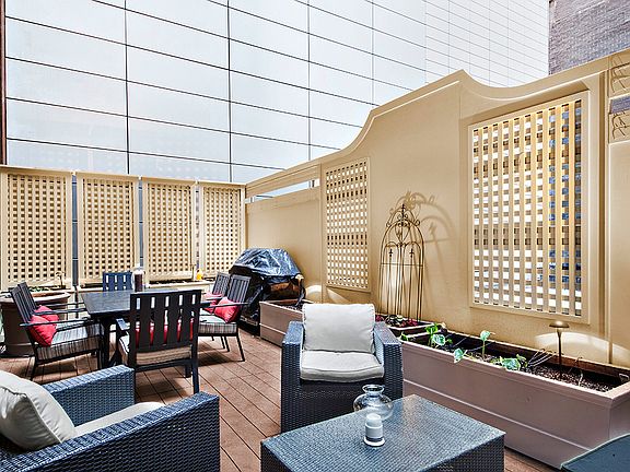 4th image of 440 E 62nd St #1GH